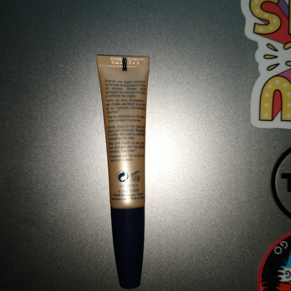 L'Occitane Nail & Cuticle Oil - Picture 6 of 6